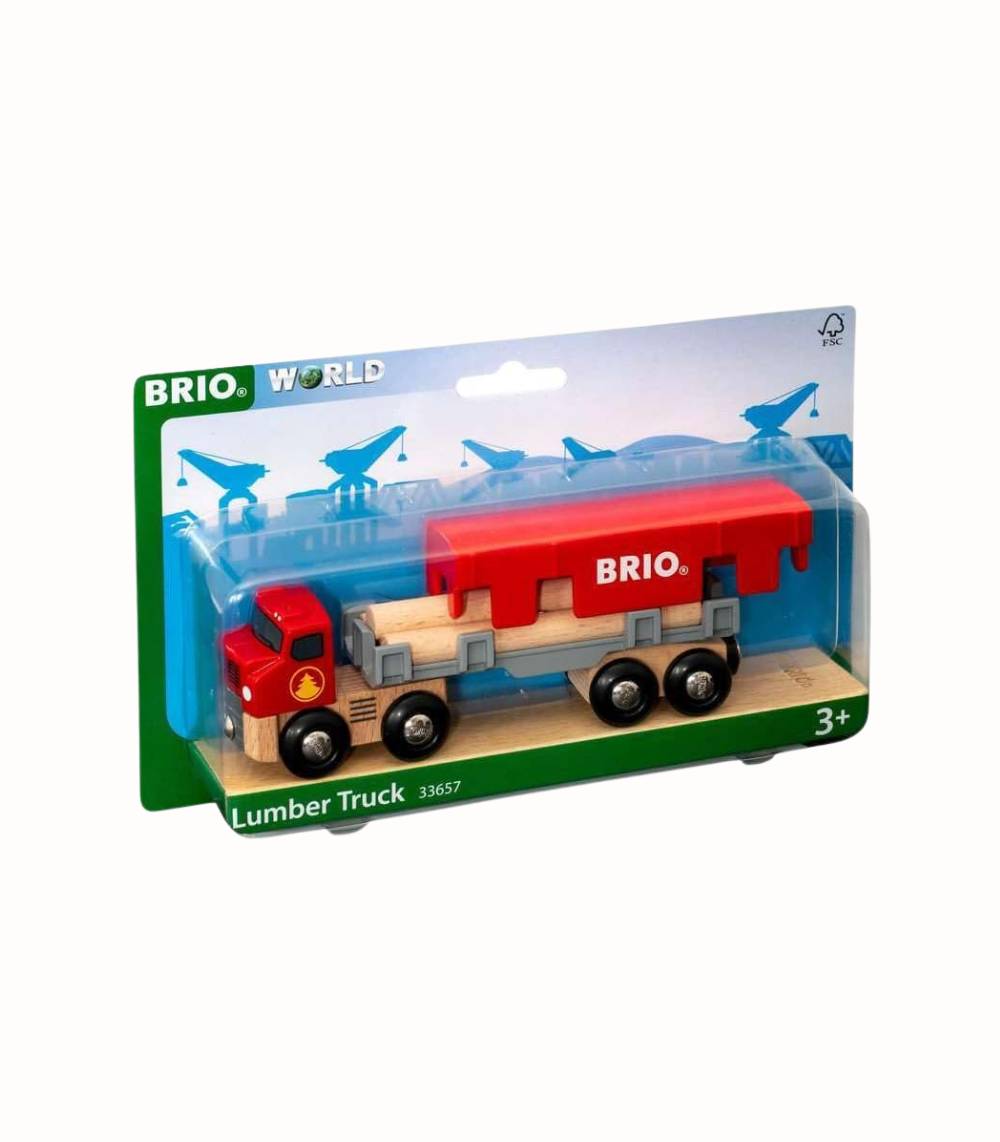 Trälastbil med timmer