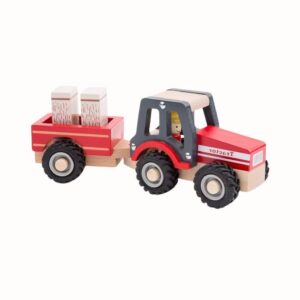Trätraktor med släp och höbalar